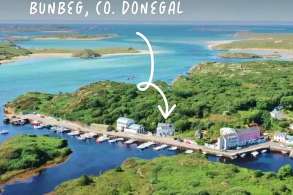Apartamento The Old Boathouse At Bunbeg Harbour Exterior foto