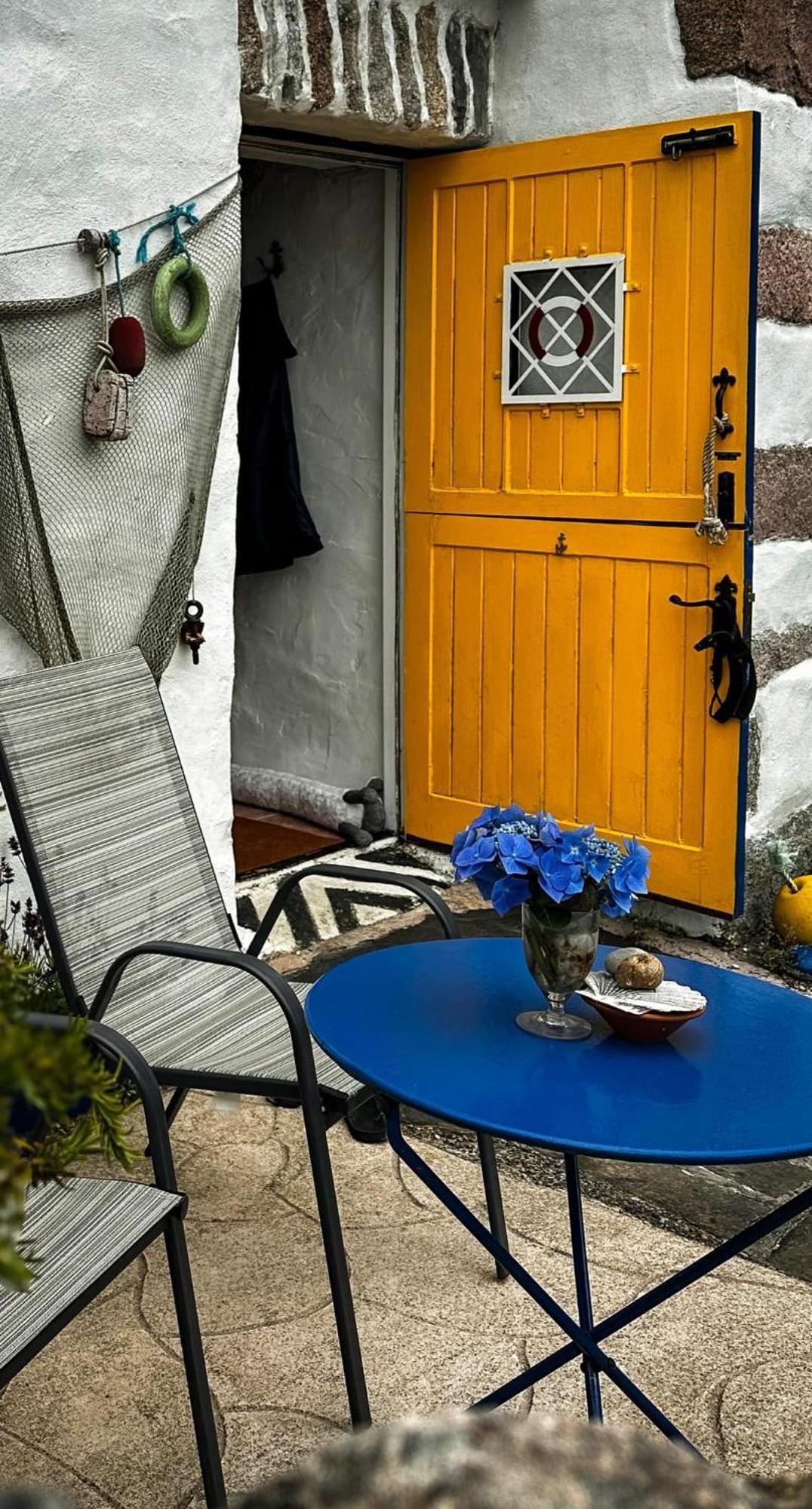 Apartamento The Old Boathouse At Bunbeg Harbour Exterior foto