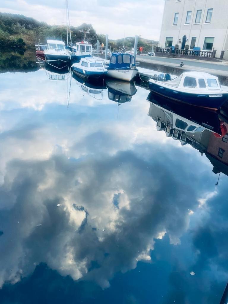 Apartamento The Old Boathouse At Bunbeg Harbour Exterior foto